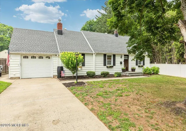 5th image of 203 Florence Pl, Middletown, NJ 07748 | MLS# 22621883
