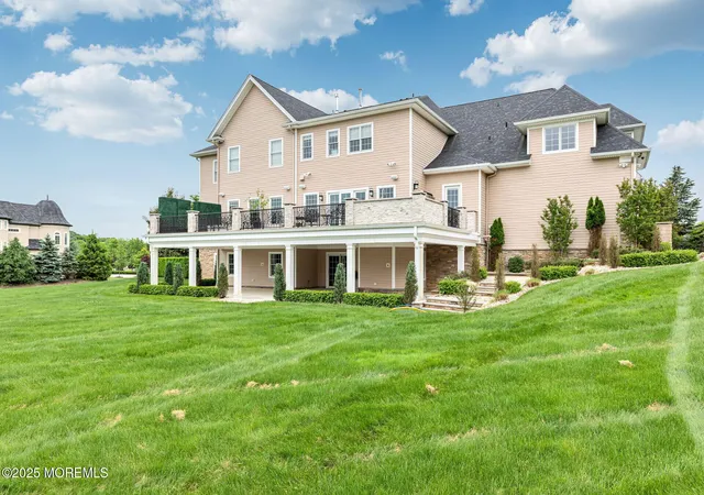 Photo 3 of Single family home for sale at 10 Hop Brk Ln, Holmdel, NJ 07733 | MLS# 22622215 | Listing updated on 2026-08-03
