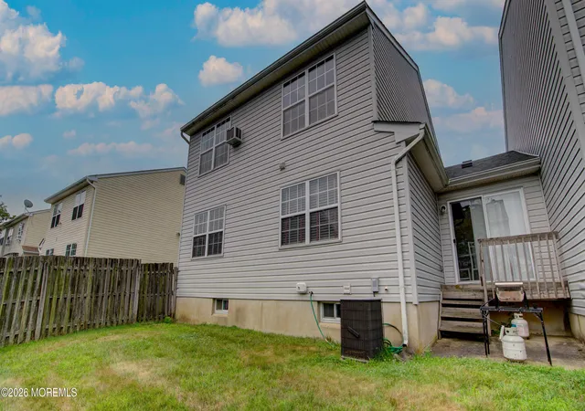 32nd image of 29 Hummingbird Ct, Marlboro, NJ 07746 | MLS# 22621767