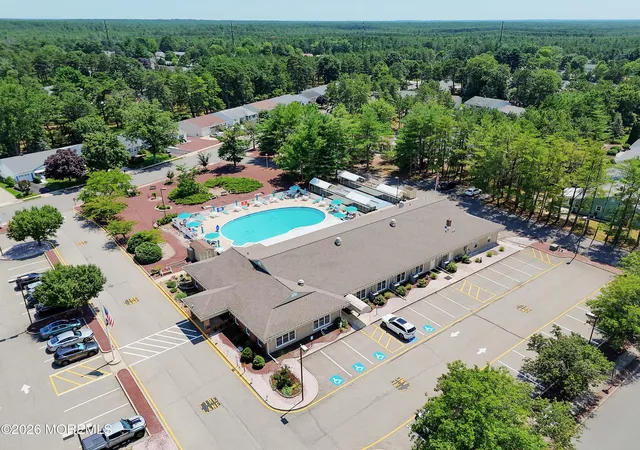28th image of 307 Westbrook Dr, Toms River, NJ 08757 | MLS# 22621826