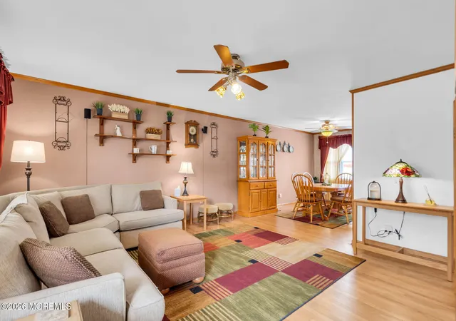 5th image of 109 Redwood Pl E, Brick, NJ 08724 | MLS# 22621839