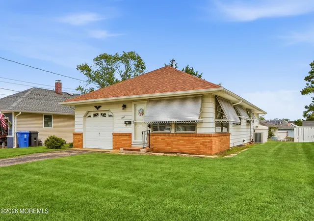 Photo 3 of Single family home for sale at 1947 Mount Juliano Ln, Toms River, NJ 08753 | MLS# 22622649 | Listing updated on 2026-07-24