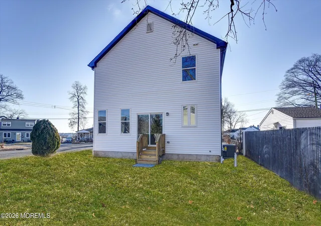 37th image of 910 Malden Dr, Keyport, NJ 07735 | MLS# 22621864
