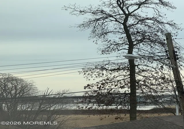 3rd image of 910 Malden Dr, Keyport, NJ 07735 | MLS# 22621864