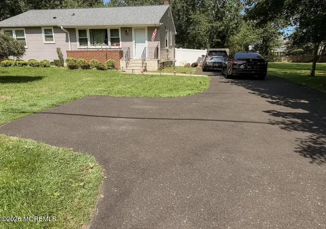 Photo 3 of Single family home for sale at 120 Medford Mount Holly Rd, Medford, NJ 08055 | MLS# 22622606 | Listing updated on 2026-09-15