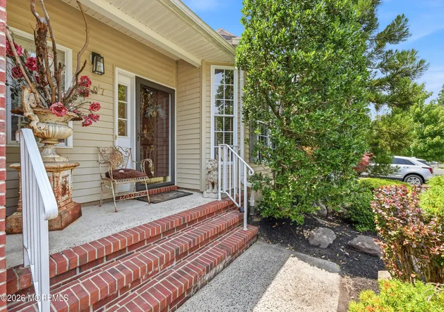4th image of 207 Bradwick Wy, Marlboro, NJ 07746 | MLS# 22622146