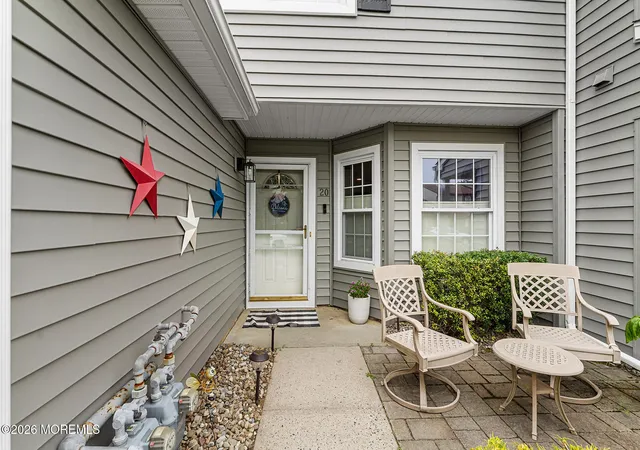 5th image of 20 Harbor Cir, Freehold, NJ 07728 | MLS# 22622449