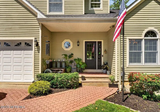 2nd image of 5 Grant Ct, Eatontown, NJ 07724 | MLS# 22621922