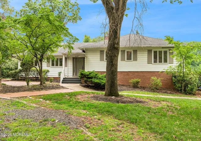 2nd image of 1 Wakefield Ln, Piscataway, NJ 08854 | MLS# 22621980