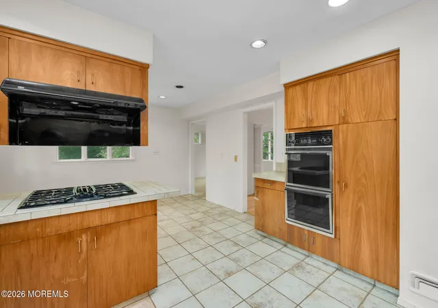 5th image of 1 Wakefield Ln, Piscataway, NJ 08854 | MLS# 22621980