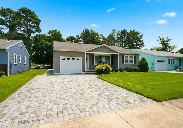 2nd image of 90 Millbrook Dr, Toms River, NJ 08757 | MLS# 22622831