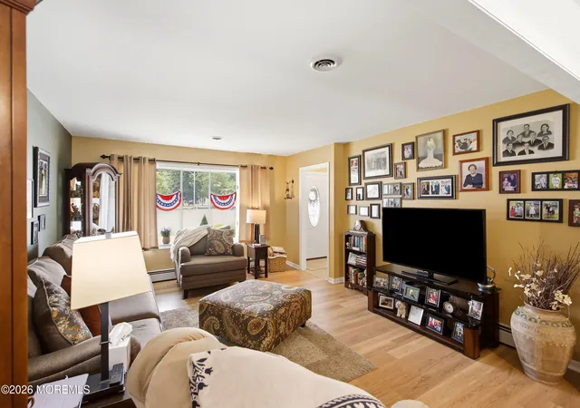 5th image of 90 Millbrook Dr, Toms River, NJ 08757 | MLS# 22622831