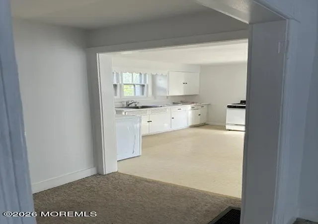 13th image of 102 Herbert St, Red Bank, NJ 07701 | MLS# 22621989