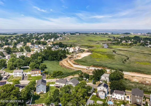 38th image of 42 Creek Rd, Port Monmouth, NJ 07758 | MLS# 22622086