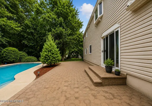 51st image of 33 Heather Dr, Manalapan, NJ 07726 | MLS# 22623554