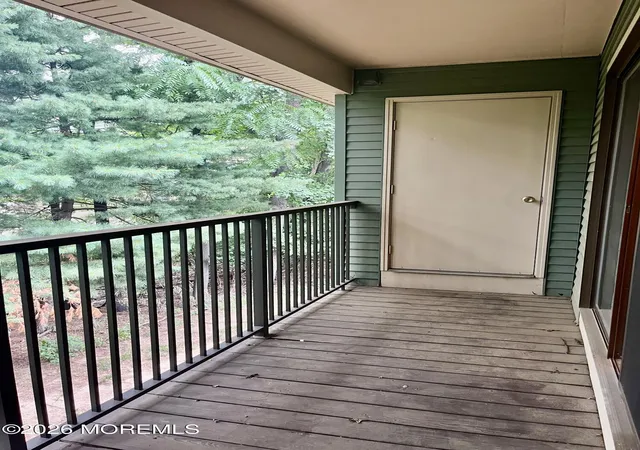 2nd image of 226 Perth Hl Ct, Matawan, NJ 07747