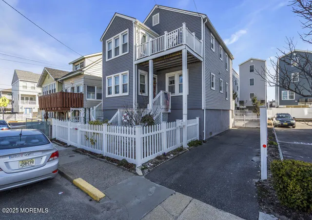 4th image of 305 Hamilton Ave, Seaside Heights, NJ 08751 | MLS# 22622014