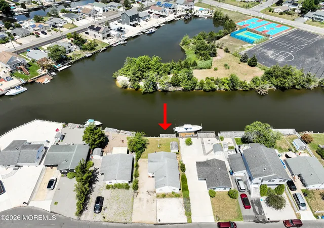 5th image of 28 Lake Saint Clair Dr, Little Egg Harbor Twp, NJ 08087 | MLS# 22622171