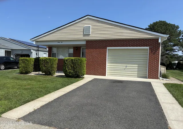 Photo 1 of Single family home for sale at 65 Woodstock Dr, Toms River, NJ 08757 | MLS# 22622071 | Listing updated on 2026-07-21