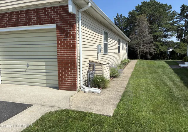 Photo 3 of Single family home for sale at 65 Woodstock Dr, Toms River, NJ 08757 | MLS# 22622071 | Listing updated on 2026-07-21