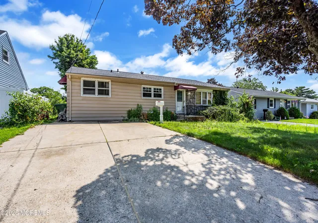 2nd image of 106 Kendall Dr, Parlin, NJ 08859 | MLS# 22622187