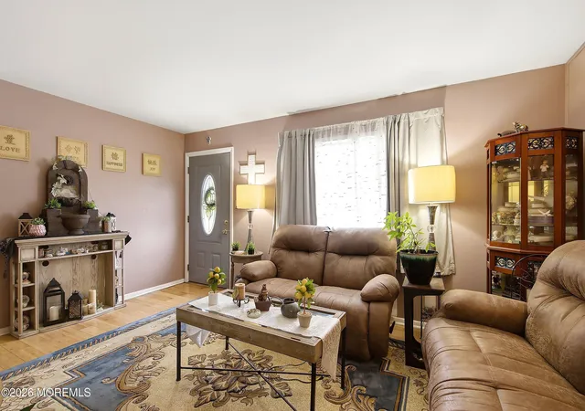 5th image of 17 Locust Rd, Howell, NJ 07731 | MLS# 22622052