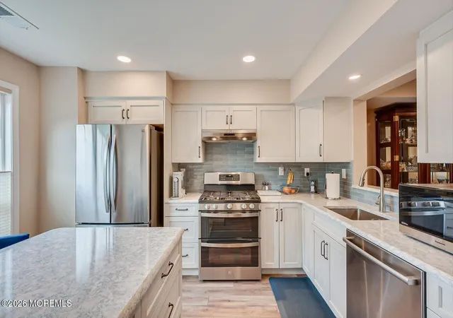 3rd image of 254 Teasdale Pl, Morganville, NJ 07751 | MLS# 22622081