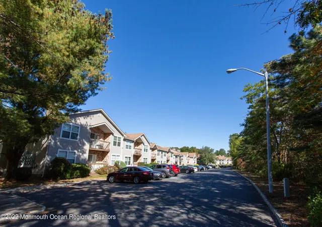 15th image of 49 Diane Dr, Tinton Falls, NJ 07753 | MLS# 22622083