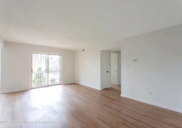 5th image of 49 Diane Dr, Tinton Falls, NJ 07753 | MLS# 22622083