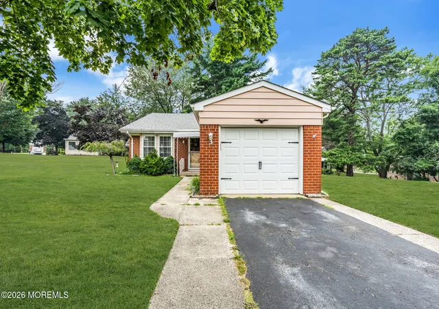 Photo 3 of Sale Pending at 3 Lincoln Ct, Whiting, NJ 08759 | MLS# 22622143 | Listing updated on 2026-09-13