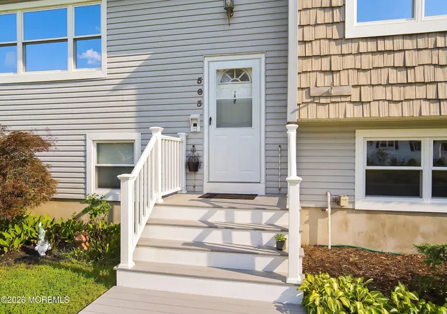 4th image of 563 Oakhollow Ln, Lanoka Harbor, NJ 08734 | MLS# 22622120