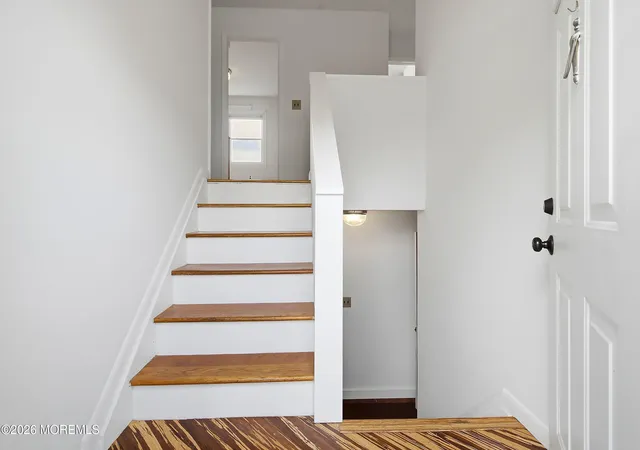 5th image of 563 Oakhollow Ln, Lanoka Harbor, NJ 08734 | MLS# 22622120
