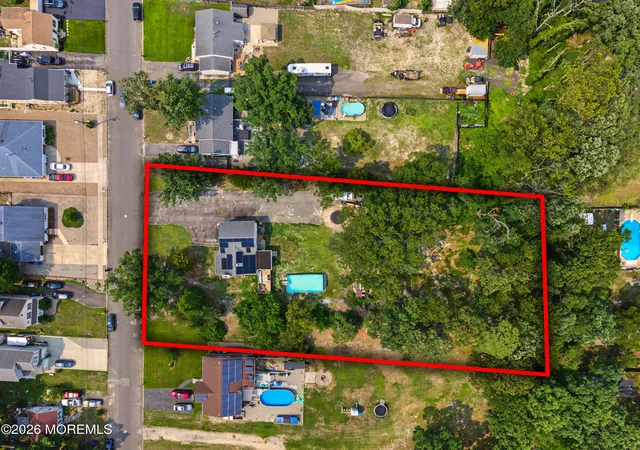 Photo 1 of Single family home for sale at 549 Gilford Ave, Toms River, NJ 08753 | MLS# 22622196 | Listing updated on 2026-09-03