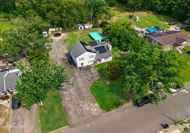 Photo 2 of Single family home for sale at 549 Gilford Ave, Toms River, NJ 08753 | MLS# 22622196 | Listing updated on 2026-09-03