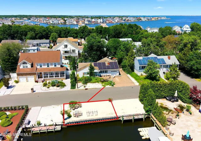 Photo 4 of Single family home for sale at 3156 Peddie St, Toms River, NJ 08753 | MLS# 22622593 | Listing updated on 2026-09-01