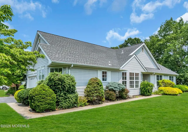 1st image of 39 Strawberry Ln, Lakewood, NJ 08701 | MLS# 22622172