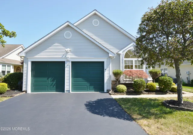 Photo 2 of Single family home for sale at 3258 Gemstone Ln, Toms River, NJ 08755 | MLS# 22622176 | Listing updated on 2026-09-03