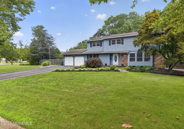 3rd image of 146 Juniper Dr, Freehold, NJ 07728 | MLS# 22622472