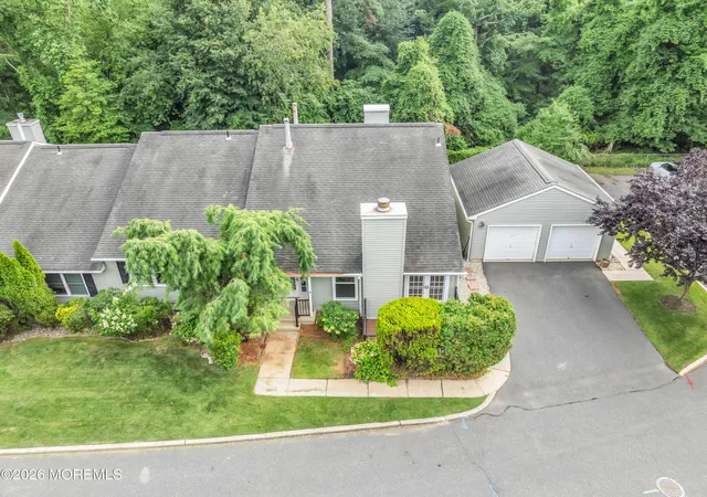 3rd image of 29 Mulberry Ct, Brielle, NJ 08730