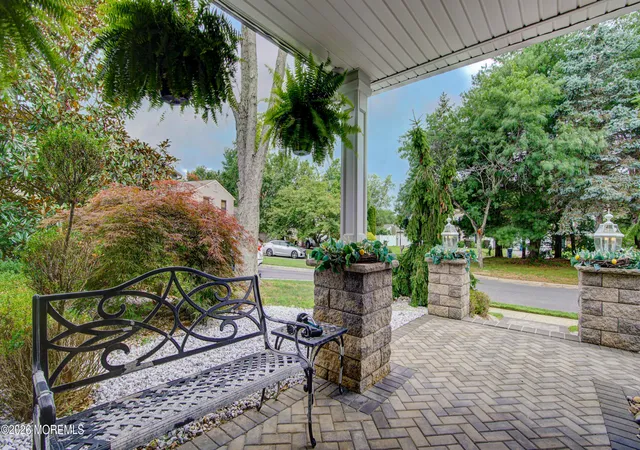 Photo 3 of Single family home for sale at 5 Bugle Ct, Howell, NJ 07731 | MLS# 22622951 | Listing updated on 2026-09-15