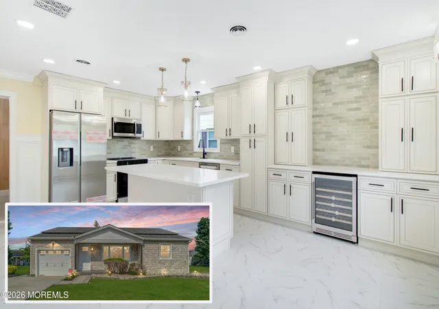 Photo 1 of Single family home for sale at 7 Bedford Ct, Toms River, NJ 08757 | MLS# 22622320 | Listing updated on 2026-10-05