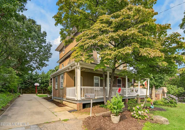 Photo 2 of Single family home for sale at 101 Navesink Ave, Highlands, NJ 07732 | MLS# 22624023 | Listing updated on 2026-09-02