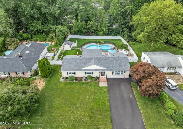 5th image of 11 Forest Dr, Middletown, NJ 07748 | MLS# 22622406