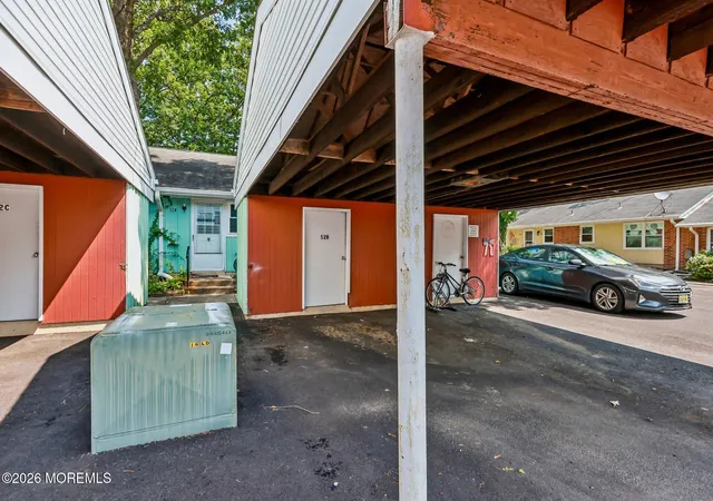 2nd image of 52 Cambridge Ct, Lakewood, NJ 08701