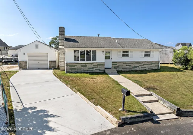 1st image of 34 Lake Singleton Ct, Little Egg Harbor Twp, NJ 08087 | MLS# 22622405