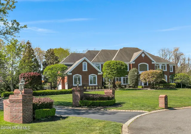 4th image of 35 Hillcrest Dr, Colts Neck, NJ 07722 | MLS# 22622257
