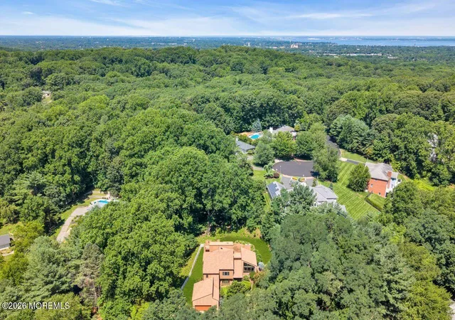 Photo 2 of Single family home for sale at 6 Sugar Ln, Holmdel, NJ 07733 | MLS# 22622416 | Listing updated on 2026-08-17