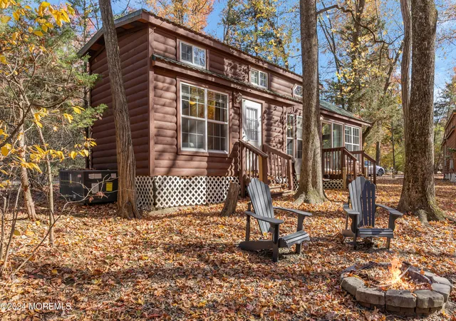 2nd image of 724 Monmouth Rd, Cream Ridge, NJ 08514