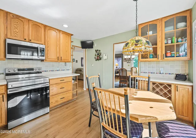 3rd image of 20 Jay Ct, Hazlet, NJ 07730 | MLS# 22622583