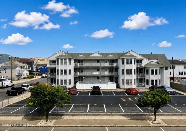 2nd image of 1418 Boulevard Boulevard #1, Seaside Heights, NJ 08751 | MLS# 22622296